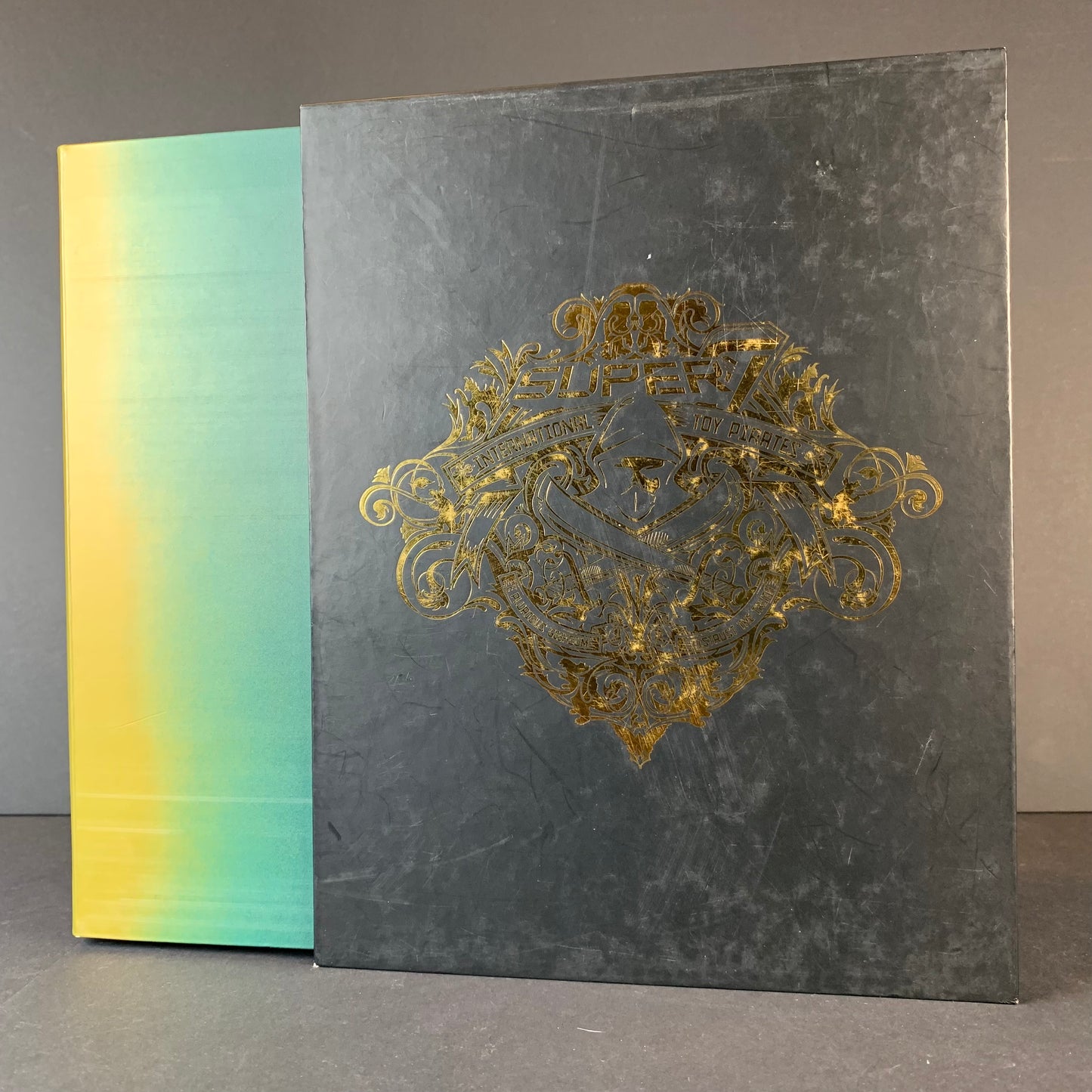 Super 7: International Toy Pirates (Bok)