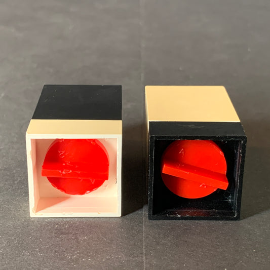 Lego vintage Salt & Pepper