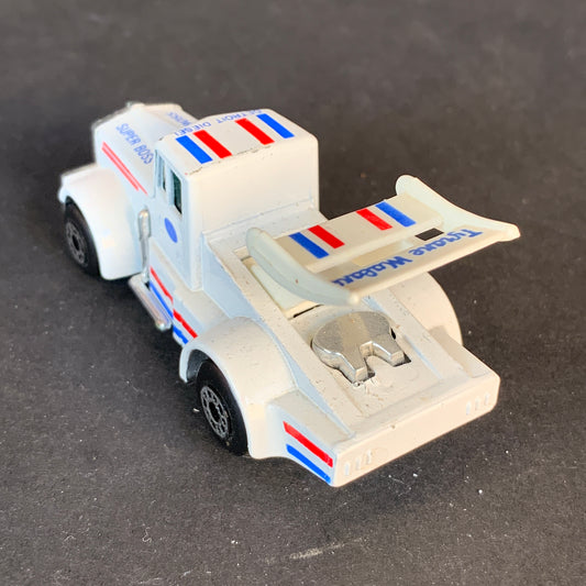 Matchbox Toys 1-75 Series Superfast Kenworth