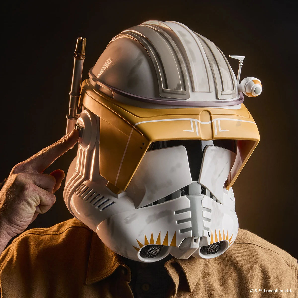 Star Wars The Black Series: Clone Commander Cody Electronic Helmet
