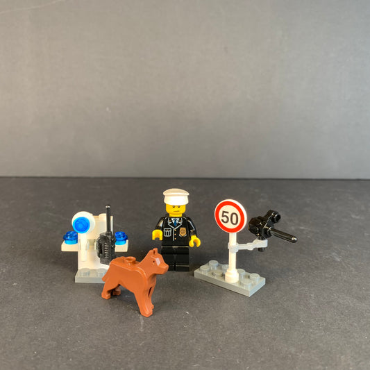 Lego Police Officer (5612)