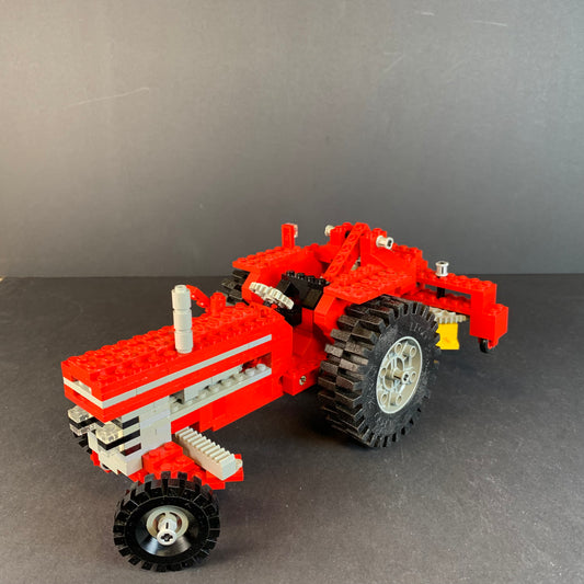 Lego Tractor (851)