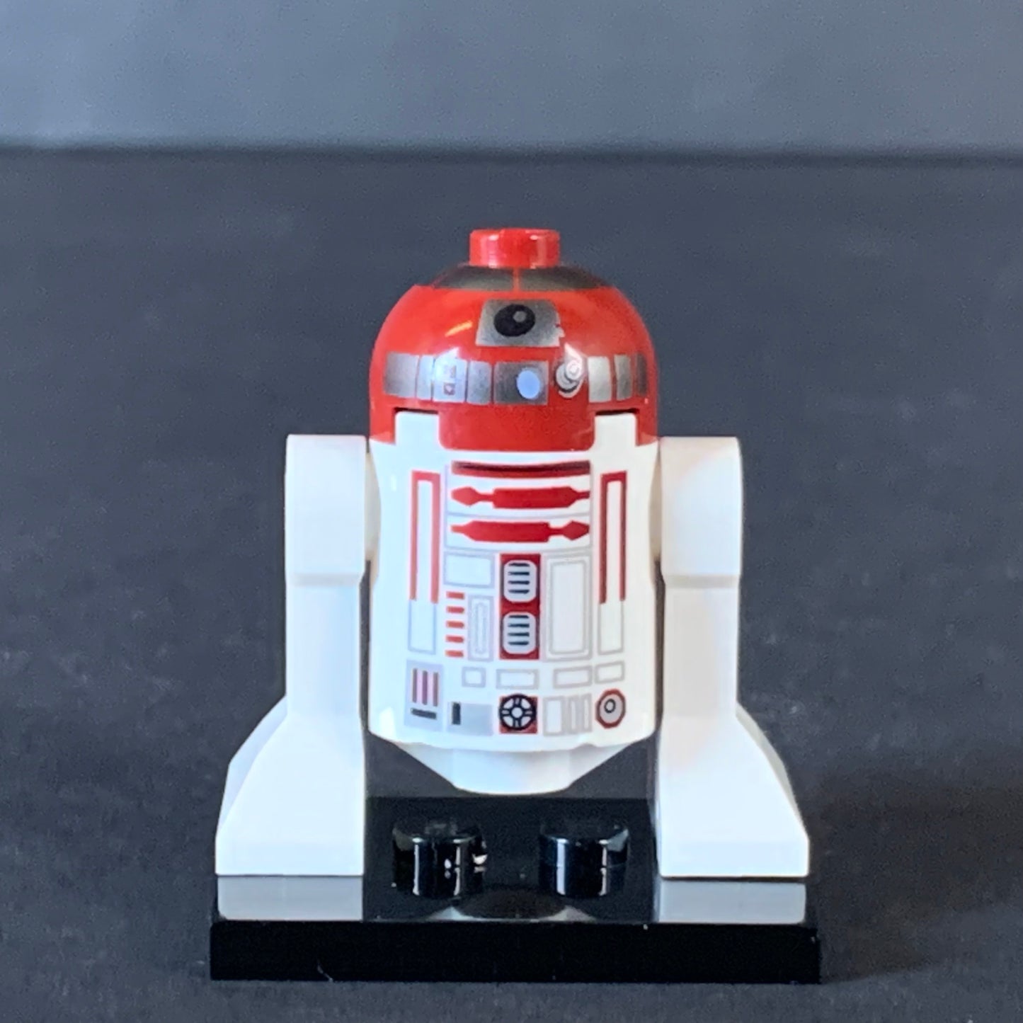 Lego Star Wars Astromech Droid, R4-P17 Minifigur