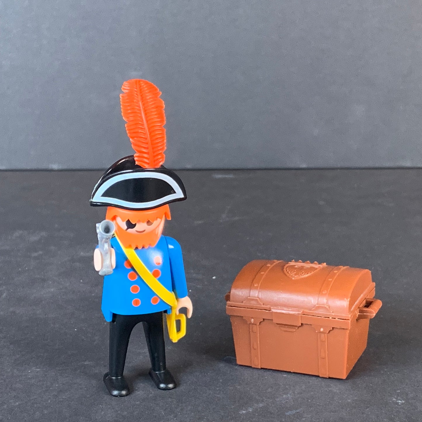 Playmobil pirate captain (3382)