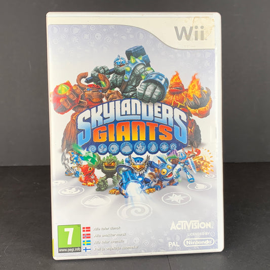 Skylanders Giants (Wii)