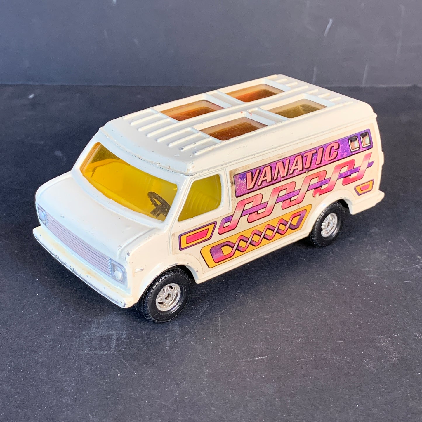 Corgi Toys Chevrolet Van "Vanatic"